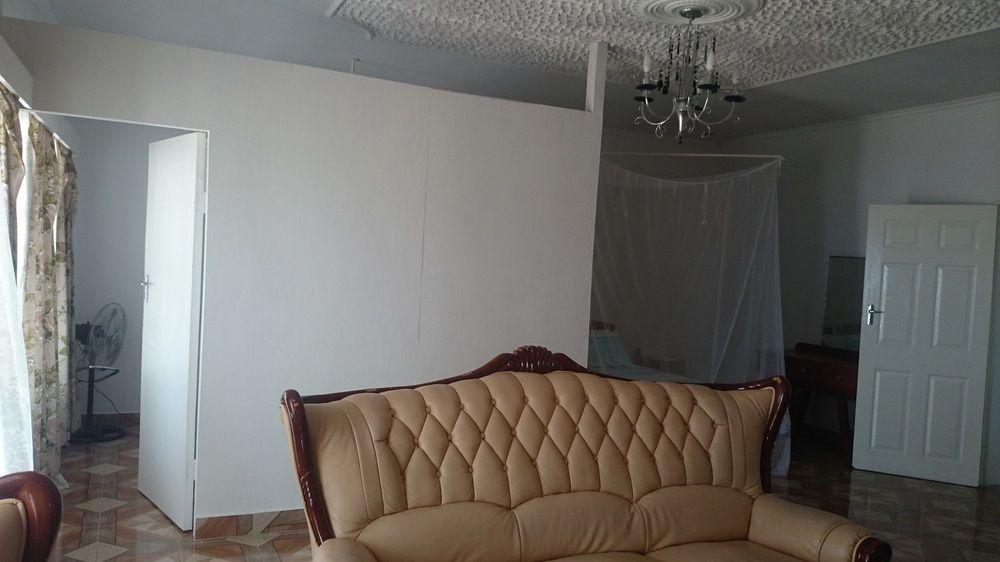 Skinny Hippos Lodge Mangochi ภายนอก รูปภาพ